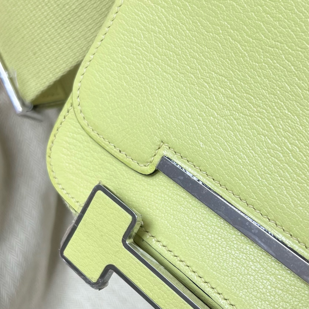 Hermes Geta Shoulder Bag In Green Kiwi Mysore Goatskin Leather